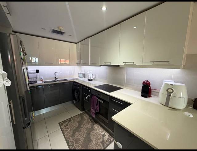 3 BEDROOM APARTMENT FOR SALE IN UMHLANGA CENTRAL